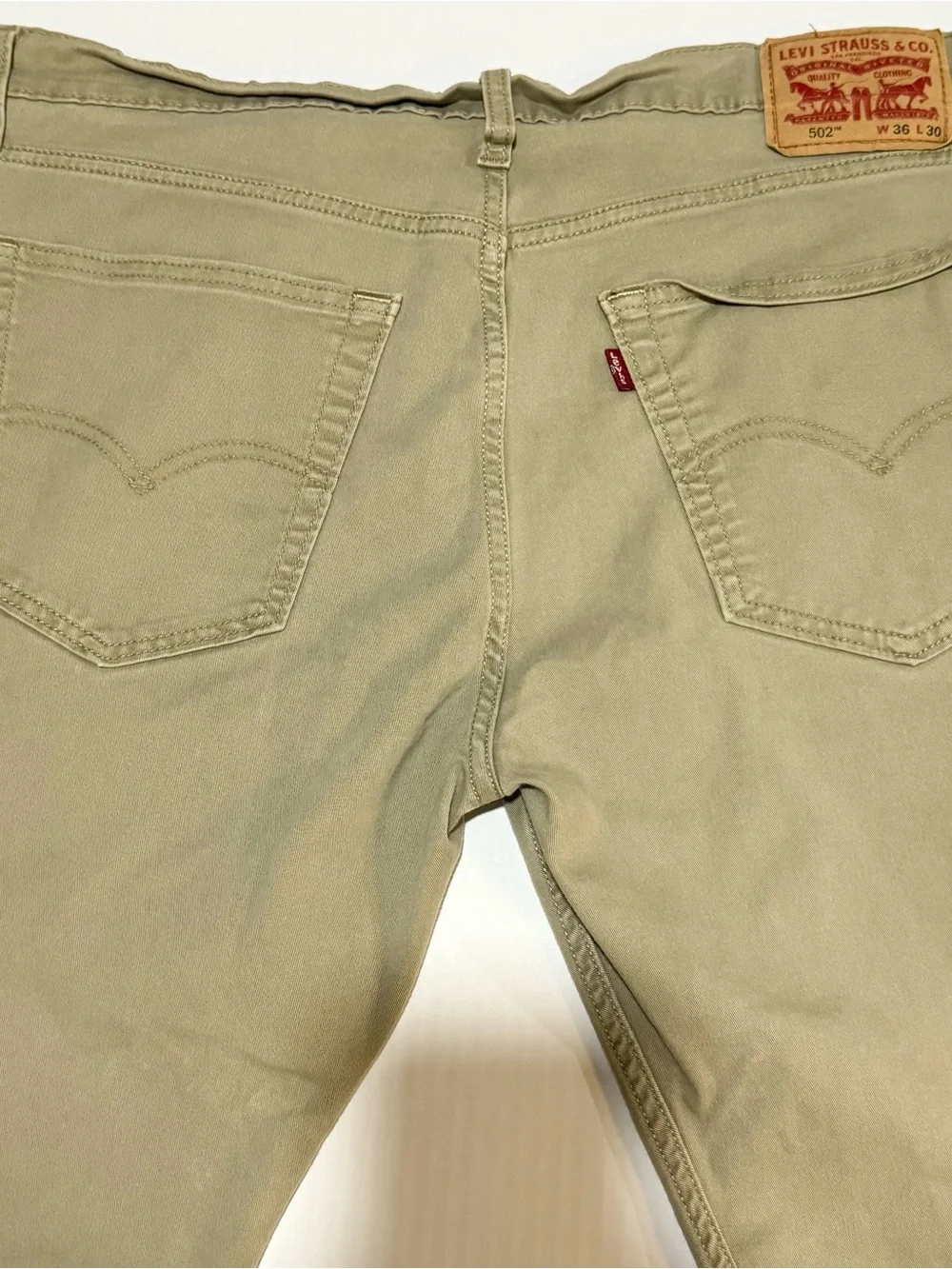 Levi’s Men’s Tapered Fit Low Rise Beige Light Wash Cotton Denim Jeans